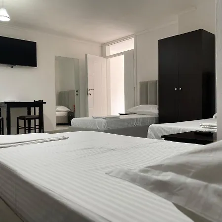 Natali Hostel Hostel Sarande
