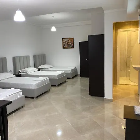Natali Hostel * Sarande